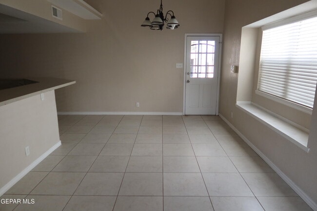 Building Photo - 11517 Cree Ct