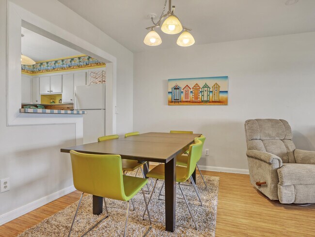 Building Photo - 2186 Jimmy Buffett Mem Hwy