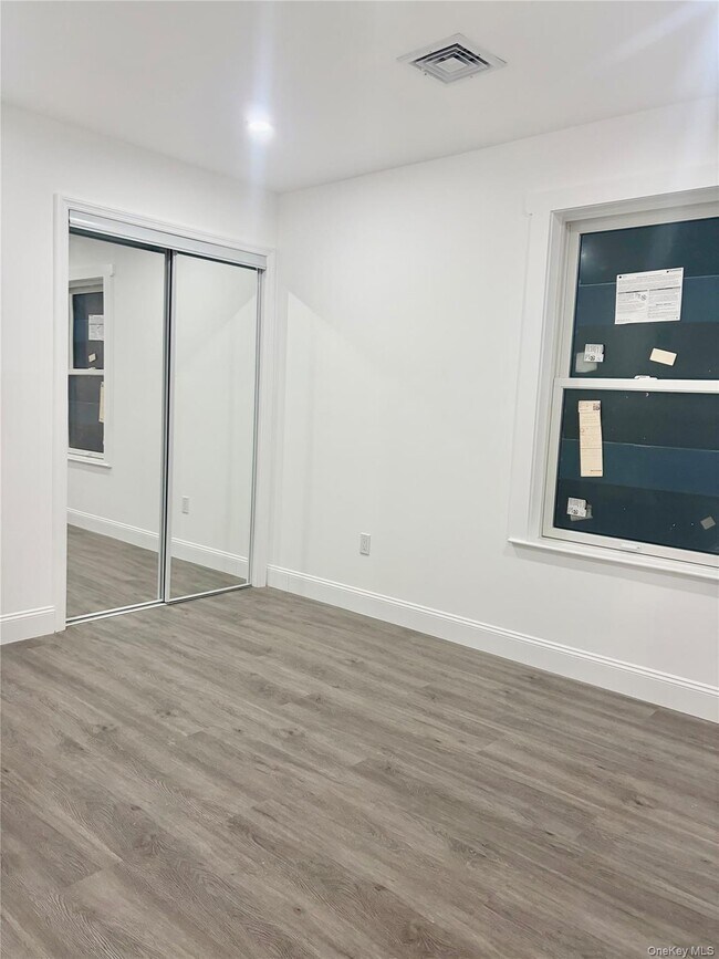 Building Photo - 15 Potomac St