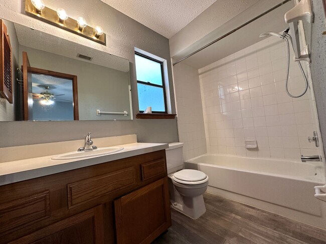 Building Photo - Windridge - Two bedroom Patio Home / Mandarin
