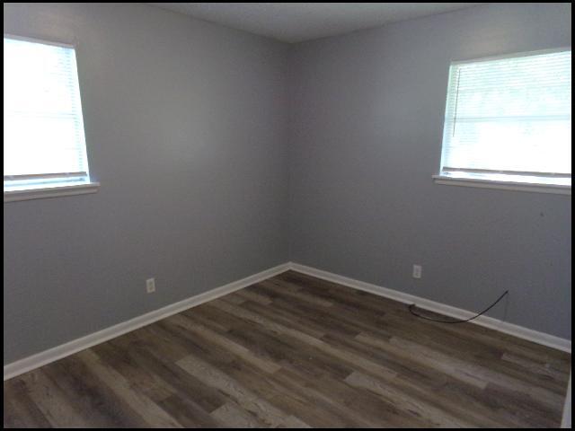 Building Photo - 908 Greenlea Dr