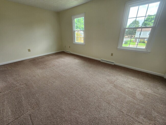 Building Photo - 34 William Penn Dr