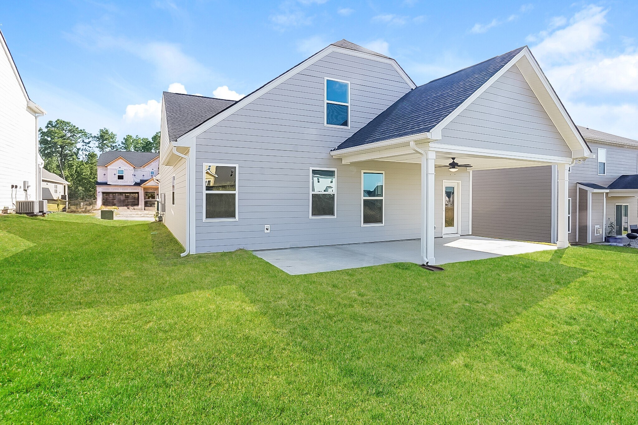 Building Photo - 732 Courtland Dr