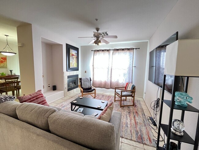 Building Photo - Summerlin Fully Furnished Condo on Golf Course!