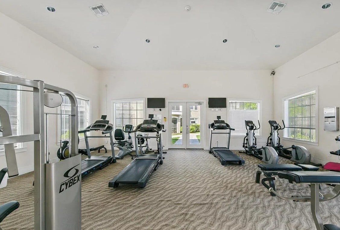 Building Photo - 8290 Gate Pky W