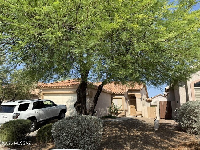 Building Photo - 12213 N Makayla Canyon Dr