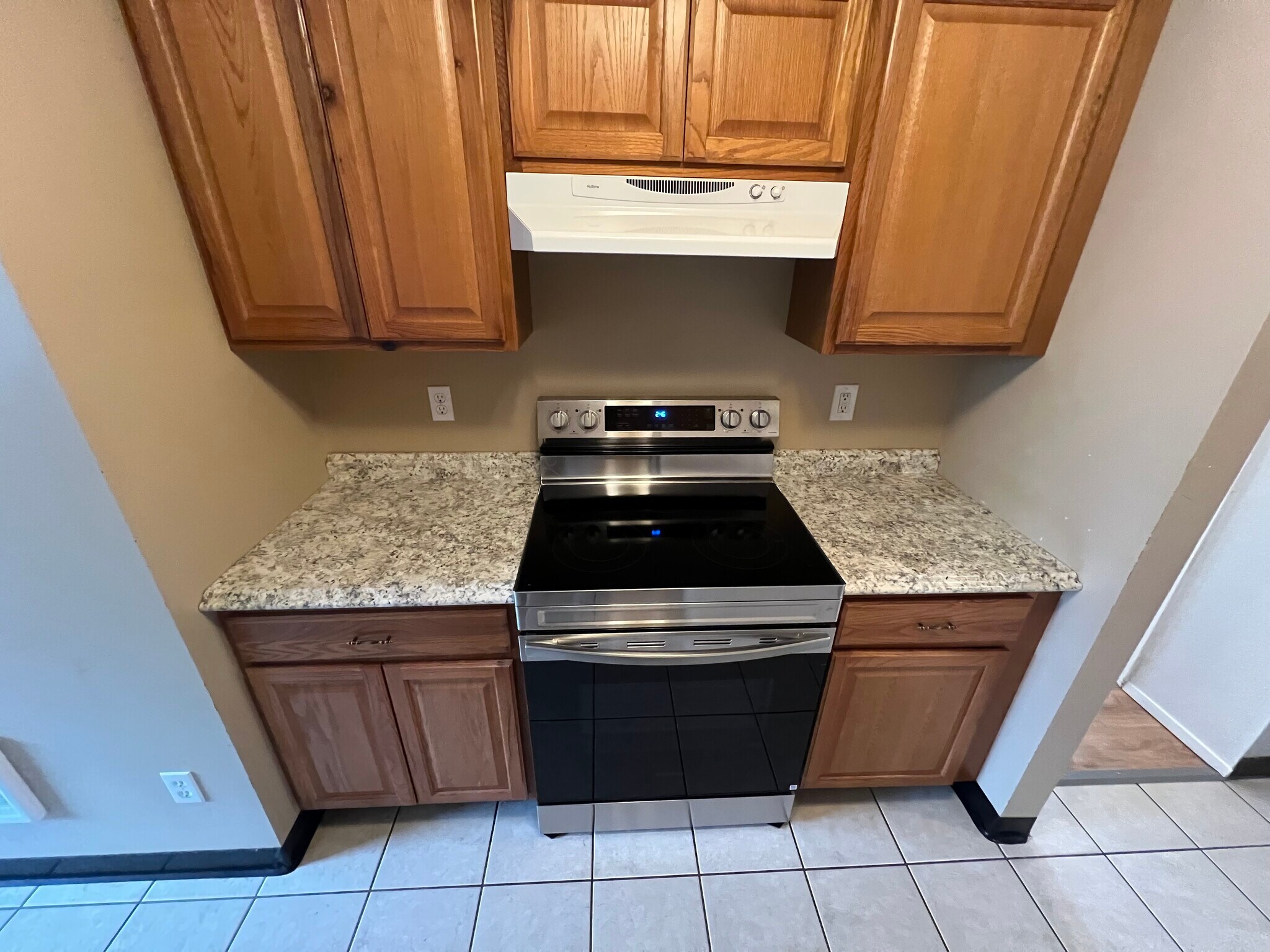 Building Photo - 2115 Carlson Rd