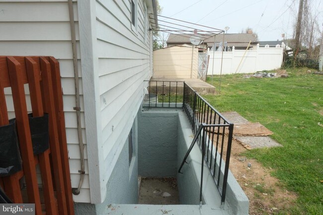 Building Photo - 3 Redgate Ct