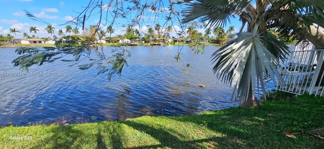 Building Photo - 3720 NW 116th Terrace