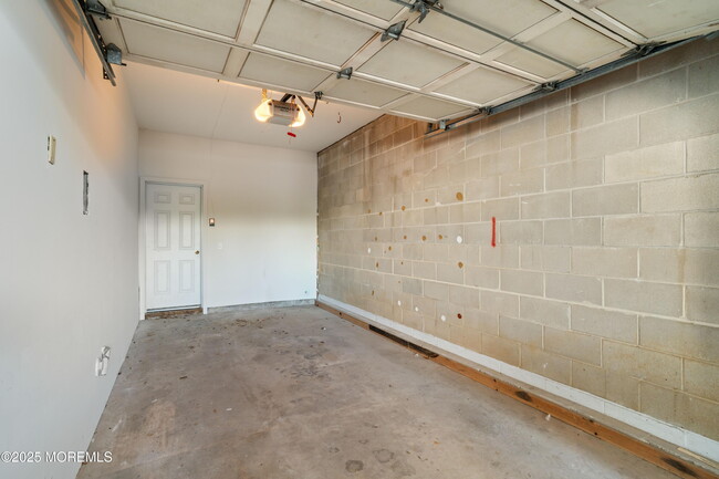 Building Photo - 118 Ashley Ave