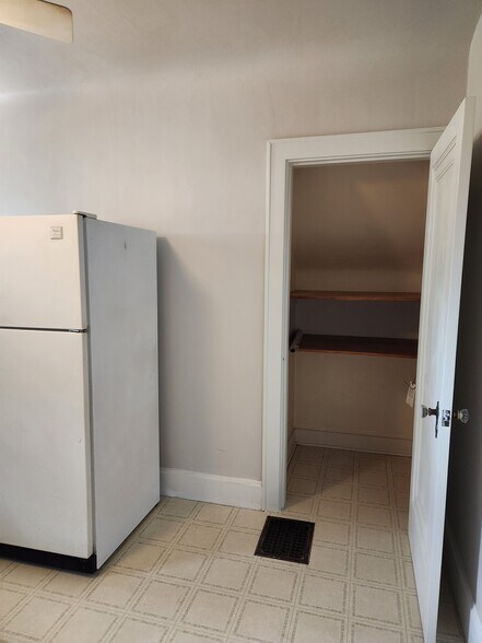 Kitchen Pantry - 3315 Renfro Ave