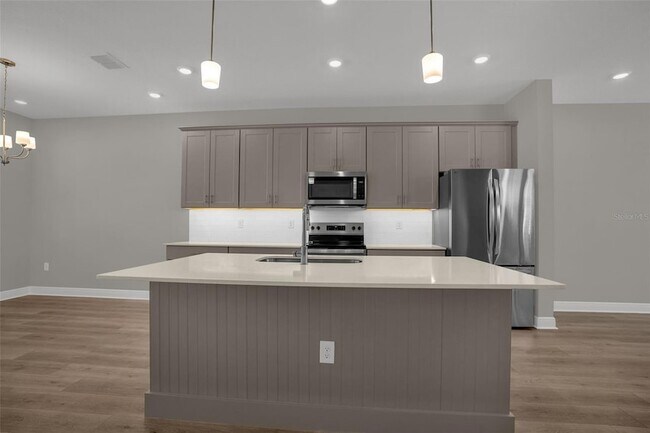 Building Photo - 17025 Haggerty Hollow Dr