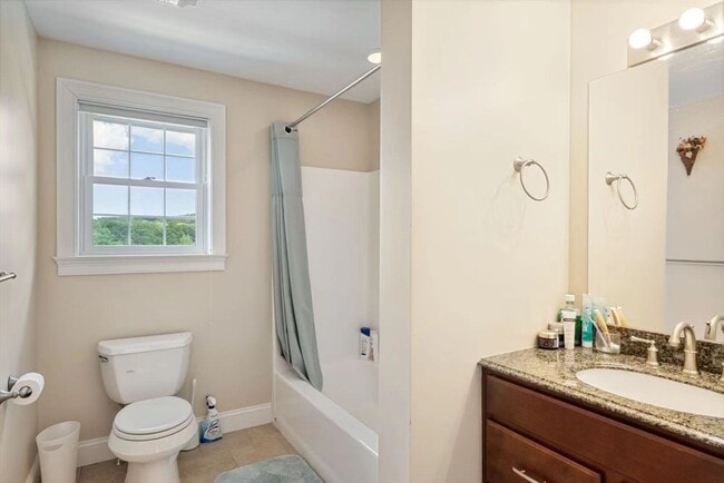 Building Photo - 83 Orient Ave