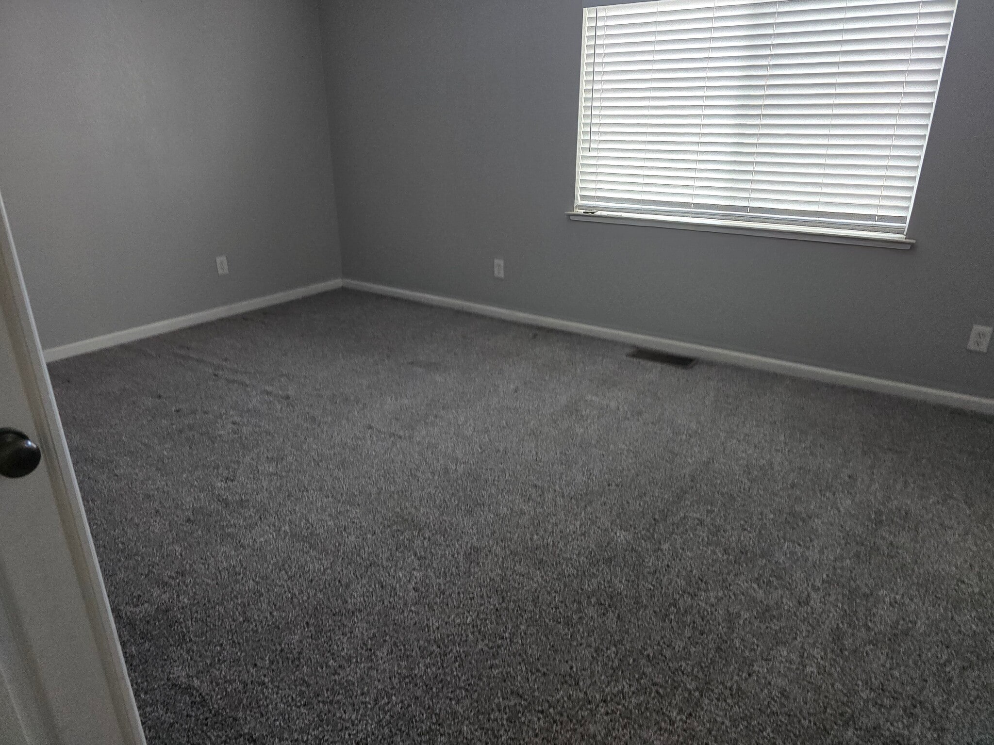 Building Photo - 1176 Junction Dr