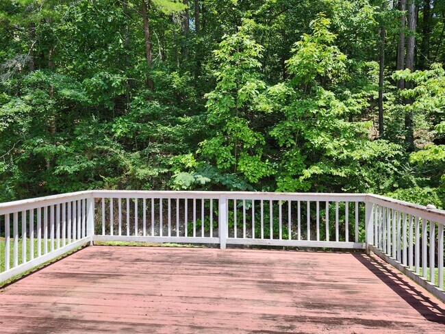 Building Photo - COMING SOON - 3 Bedroom 2 bath Home in Stuart Heights