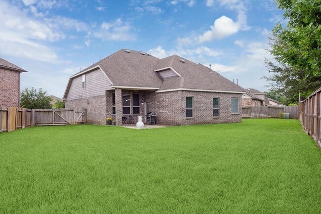 Building Photo - 1539 Giles Dr