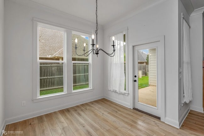 Building Photo - Gorgeous 3 bed 3 bath home for lease | Nor...