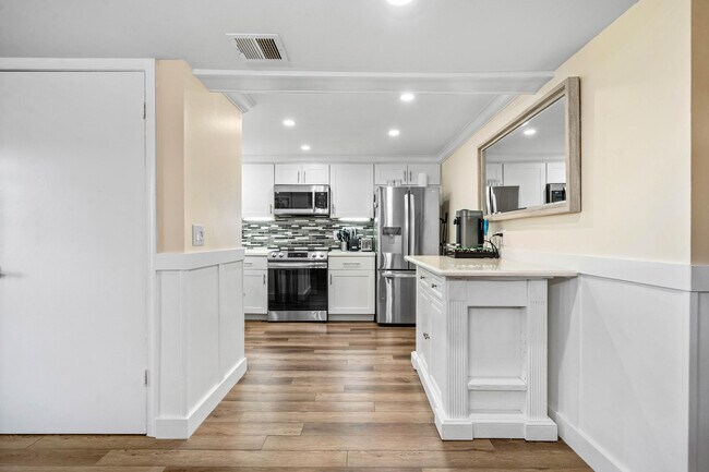 Building Photo - 2420 DC Country Club Boulevard