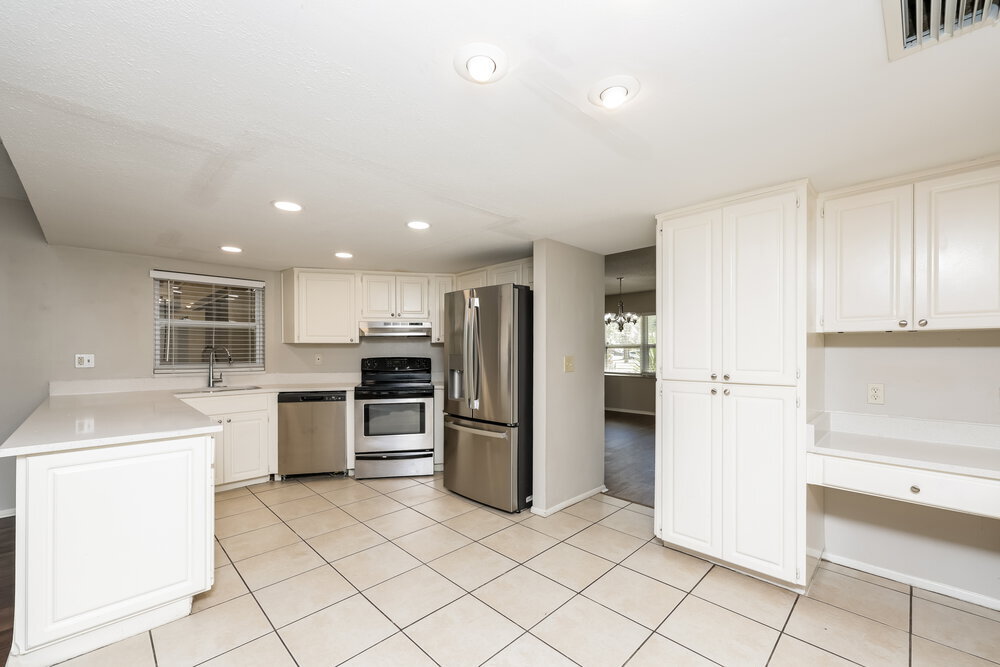 Building Photo - 3610 Fairway Forest Dr