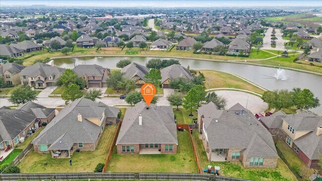 Building Photo - 20111 Redondo Valley Dr