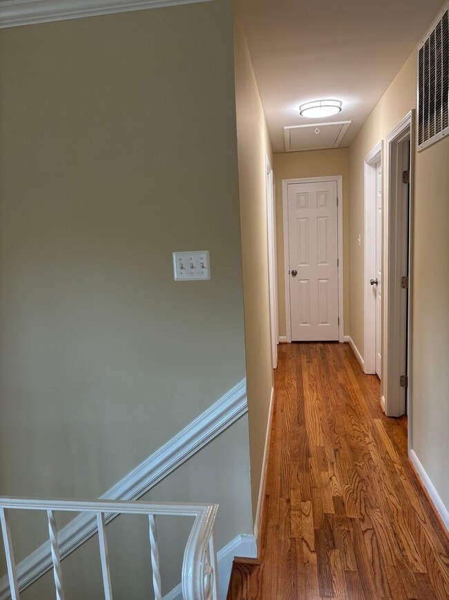 Building Photo - 9422 Mauck Ct