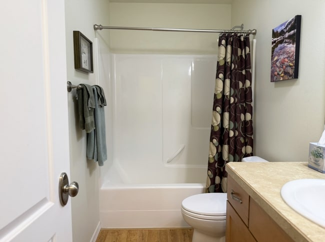 Building Photo - Kalispell Family Home