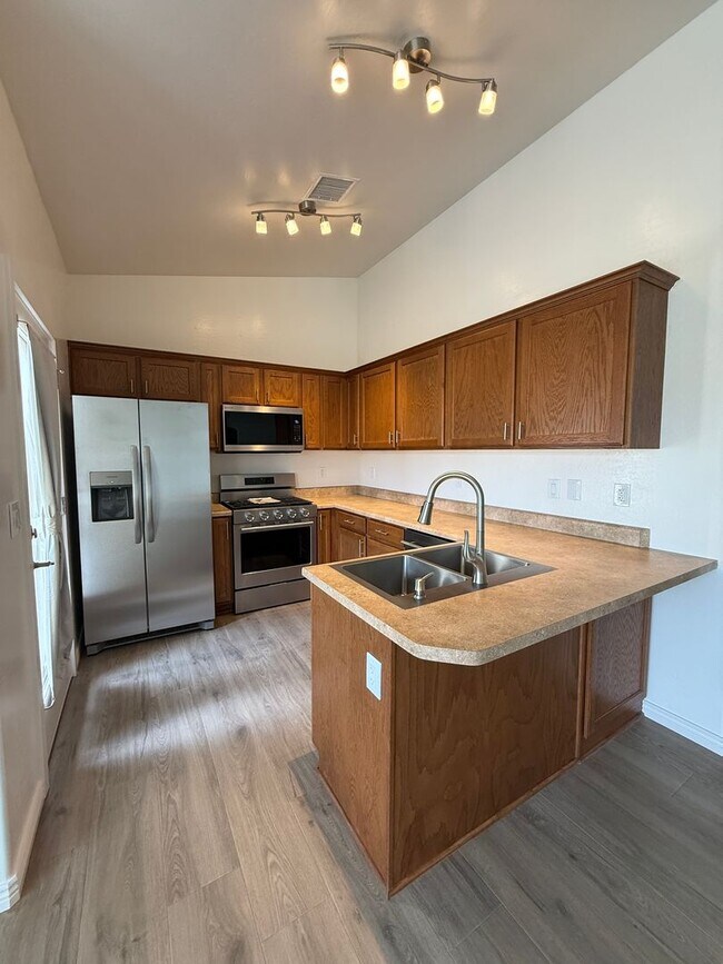 Building Photo - 3866 E Teri Ct