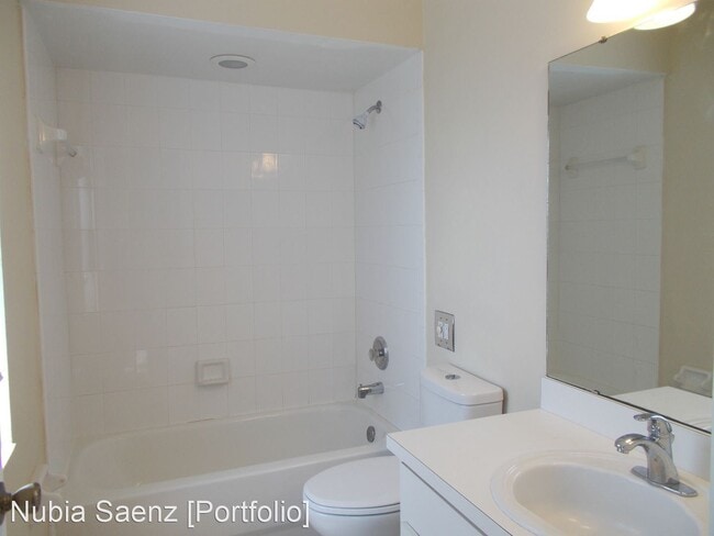 Building Photo - 3 br, 2 bath House - 2347 Harbor Town Drive