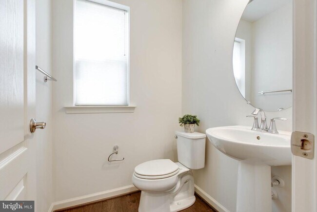 Building Photo - 3058 Bretons Ridge Way