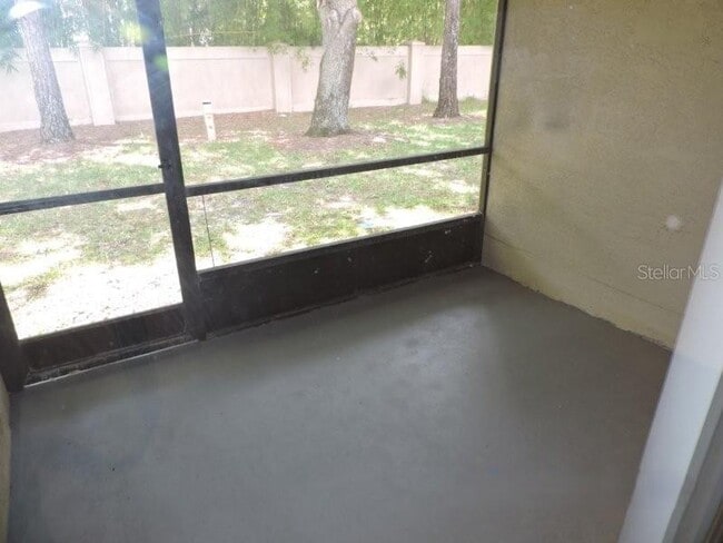 Building Photo - 8238 Sandpoint Blvd