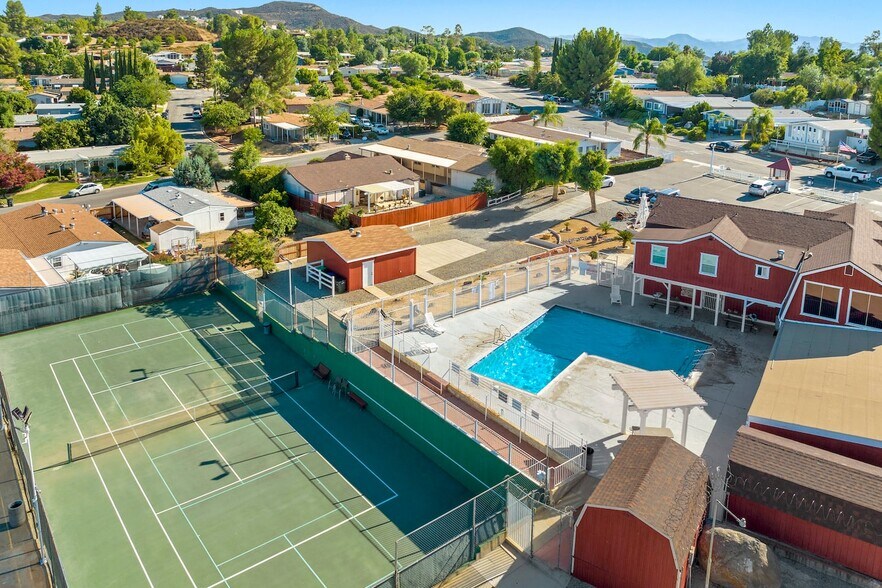 Building Photo - 24940 Butterchurn Rd