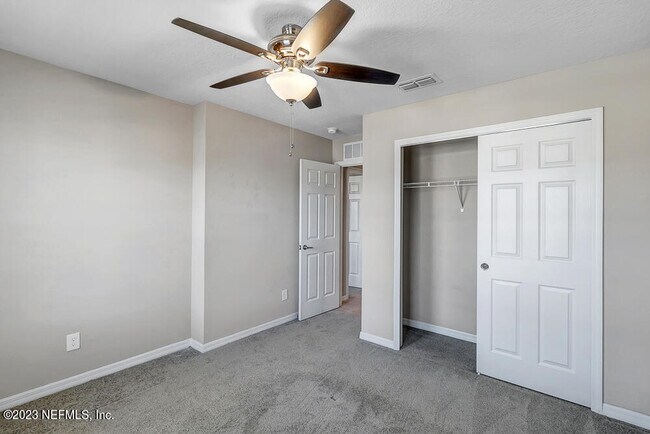 Building Photo - 7034 Butterfly Ct