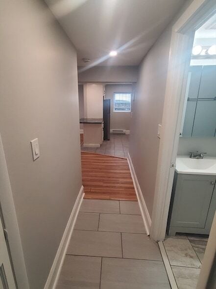 Building Photo - 24 Colgate Rd