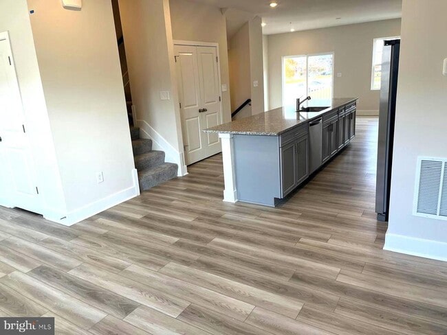 Building Photo - 1813 Ritter Dr