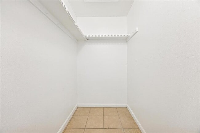 Building Photo - 8212 Sam Rayburn Dr