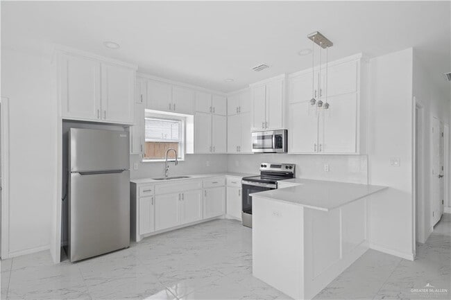 Building Photo - 16 N 25th St