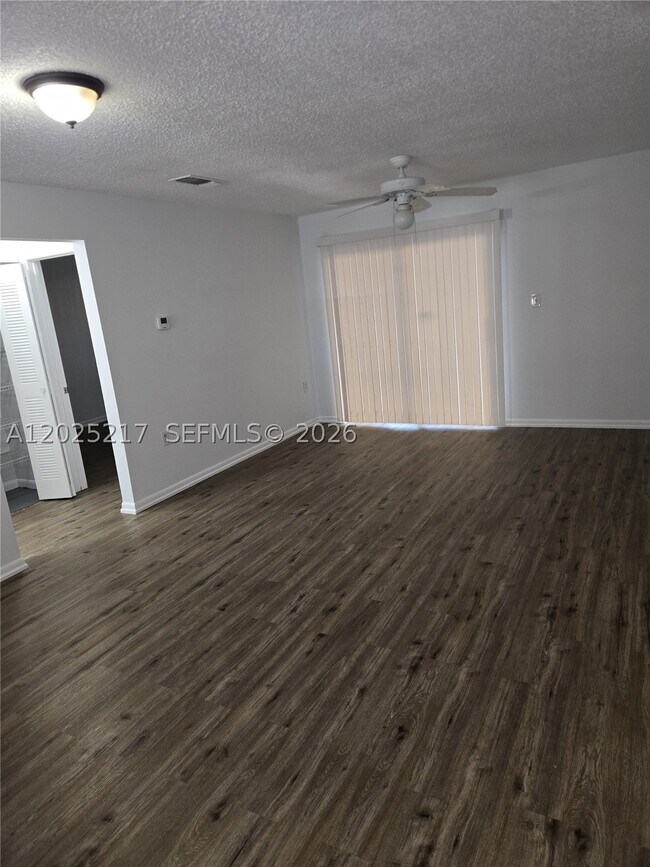 Building Photo - 2240 SW 81st Ave