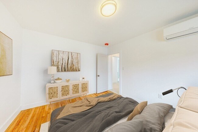 Building Photo - 14 Olney St