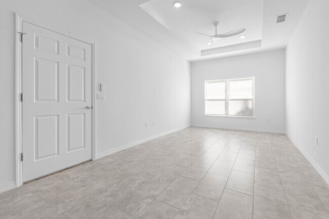 Building Photo - 22 Pony Ln