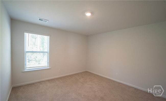 Building Photo - 122 Kraft Kove