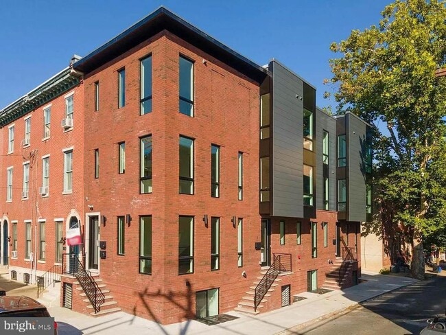 Building Photo - 719 N 16th St