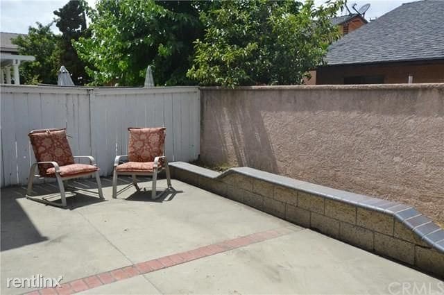 Building Photo - 3 br, 2 bath Condo - 755 N East St