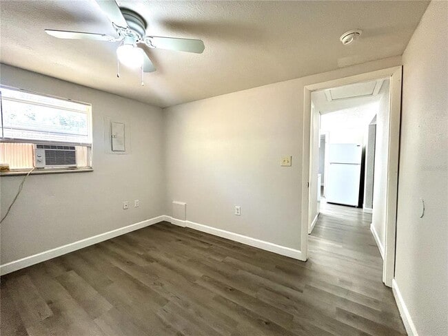 Building Photo - 8216 Krag Dr