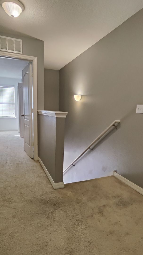 Building Photo - Prime Longwood Living 2-Bed, 2.5-Bath Townhome Near Shops & Dining