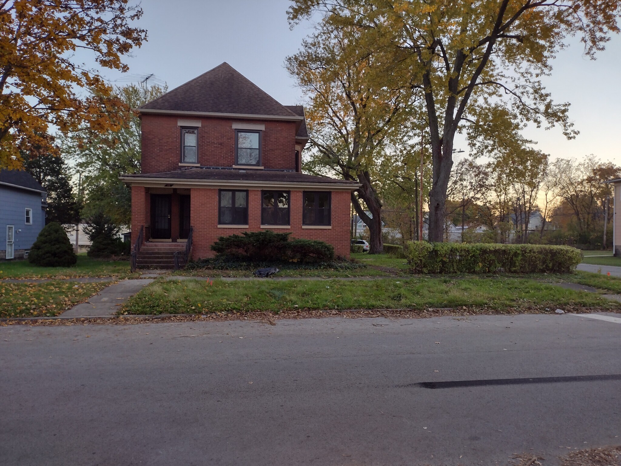 Building Photo - 48 W 21st St