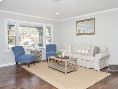 Building Photo - 4404 Greendell Rd