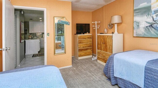 Building Photo - 1255 E Peppertree Dr