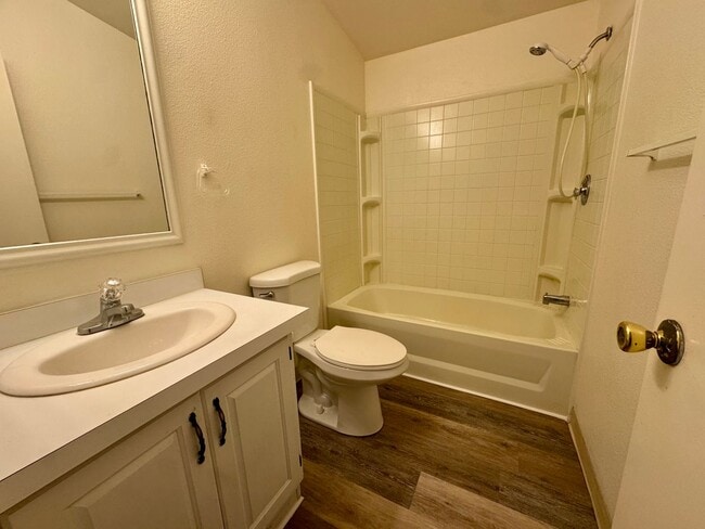 Building Photo - For Rent – 3 Bedroom, 2 Bathroom Home in Sunrise Vistas, Fort Mohave, AZ