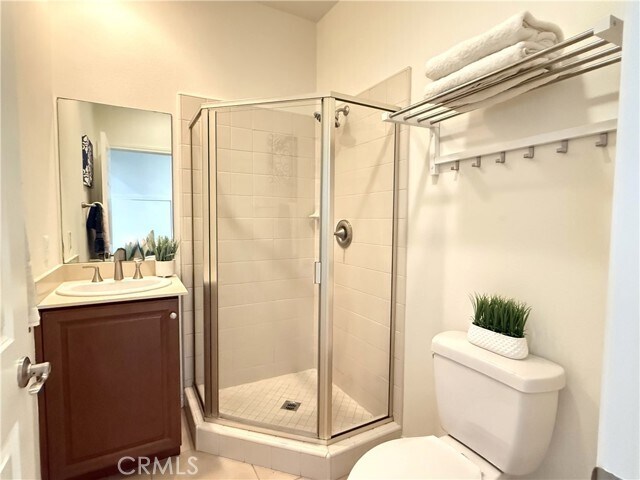 Building Photo - 81 Keepsake