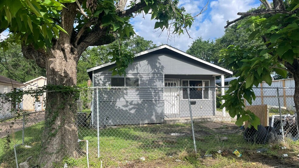 Building Photo - 6321 Ezzard Charles Ln